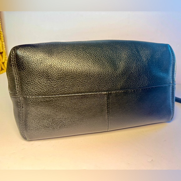 Kate Spade New York Black Pebbled Soft Leather Satchel Crossbody Bag Purse - Picture 5 of 11